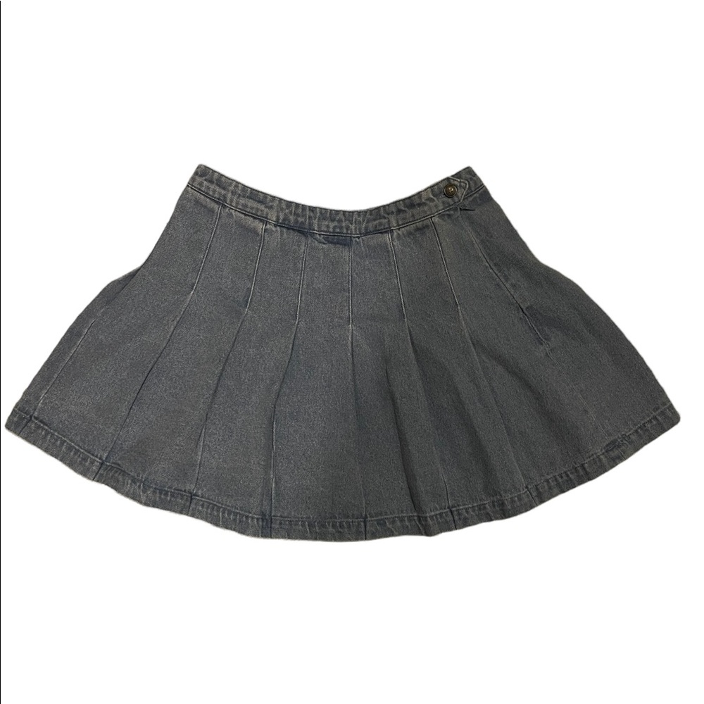 Forever 21- Women Light Wash Pleated Denim Skirt.
